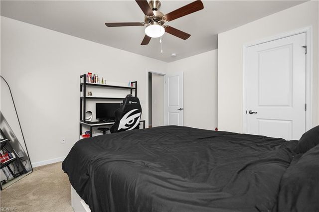 217 Sunny Lake RD, Moyock, NC 27958