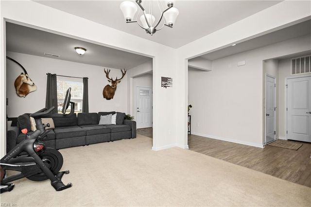 217 Sunny Lake RD, Moyock, NC 27958