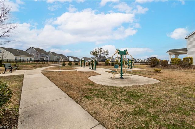 217 Sunny Lake RD, Moyock, NC 27958