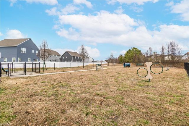 217 Sunny Lake RD, Moyock, NC 27958