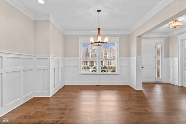 6582 W Deerfield Drive, Zionsville, IN 46077