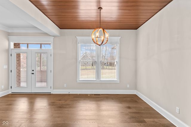 6582 W Deerfield Drive, Zionsville, IN 46077