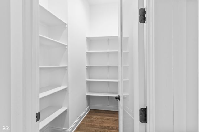 6582 W Deerfield Drive, Zionsville, IN 46077