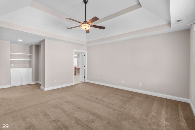 6582 W Deerfield Drive, Zionsville, IN 46077