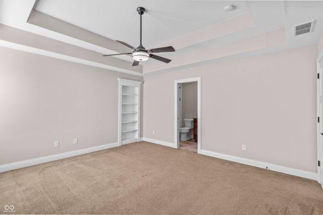 6582 W Deerfield Drive, Zionsville, IN 46077