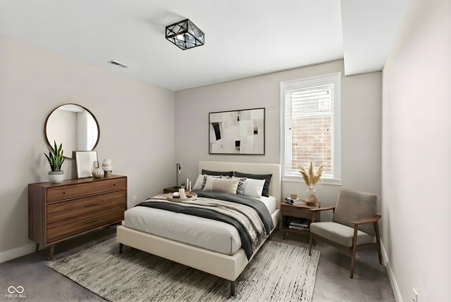 6582 W Deerfield Drive, Zionsville, IN 46077