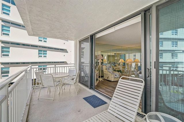 6518 MIDNIGHT PASS ROAD 310, Sarasota, FL 34242