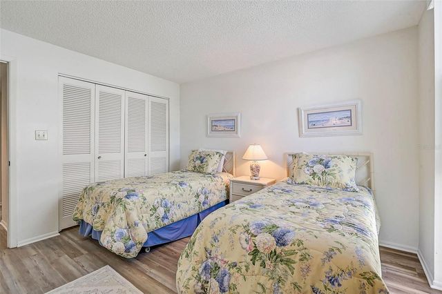 6518 MIDNIGHT PASS ROAD 310, Sarasota, FL 34242