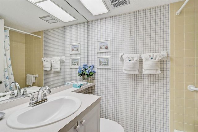 6518 MIDNIGHT PASS ROAD 310, Sarasota, FL 34242