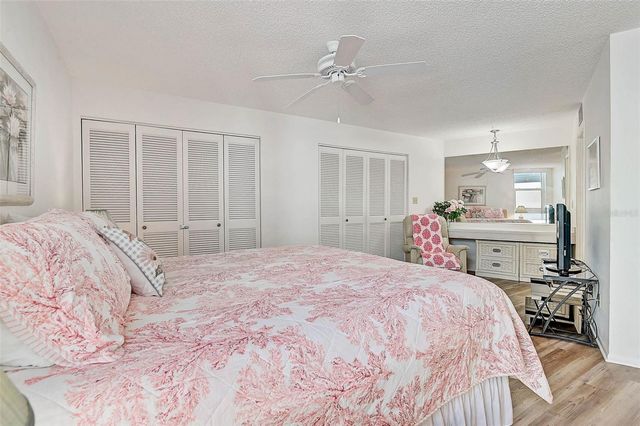 6518 MIDNIGHT PASS ROAD 310, Sarasota, FL 34242