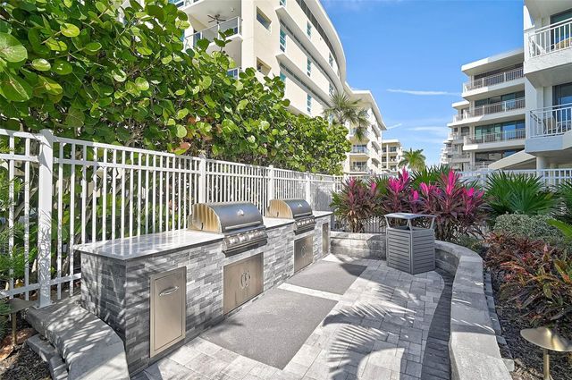 6518 MIDNIGHT PASS ROAD 310, Sarasota, FL 34242