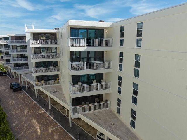 6518 MIDNIGHT PASS ROAD 310, Sarasota, FL 34242