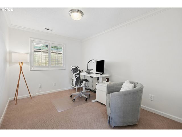 4135 Sw PARKVIEW Ave, Portland, OR 97225