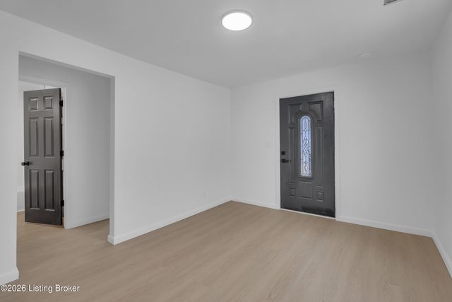 625 Inverness Ave, Louisville, KY 40214