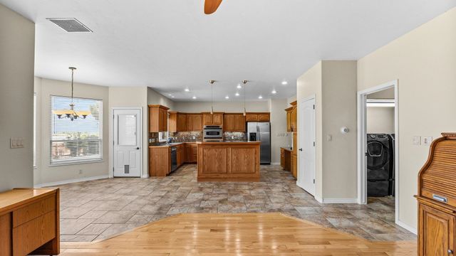 670 Tamarron Drive, Grand Junction, CO 81506