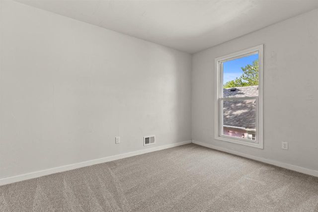 229 FULTON AVENUE, Oshkosh, WI 54901