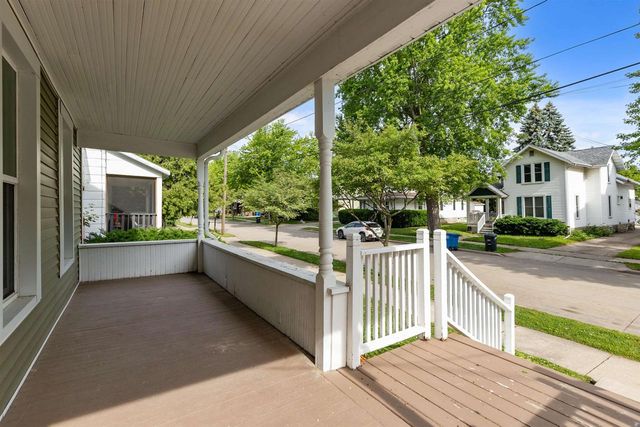 229 FULTON AVENUE, Oshkosh, WI 54901