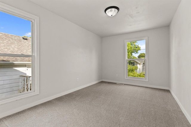 229 FULTON AVENUE, Oshkosh, WI 54901
