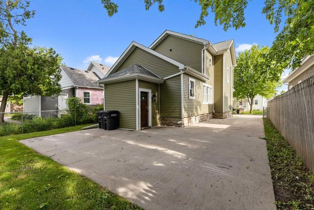 229 FULTON AVENUE, Oshkosh, WI 54901