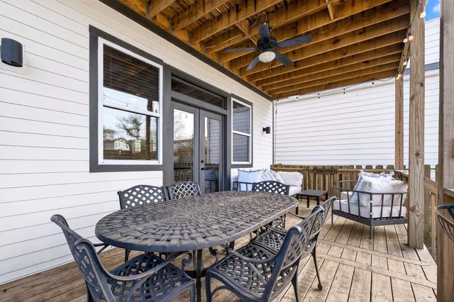 557B Stevenson St, Nashville, TN 37209