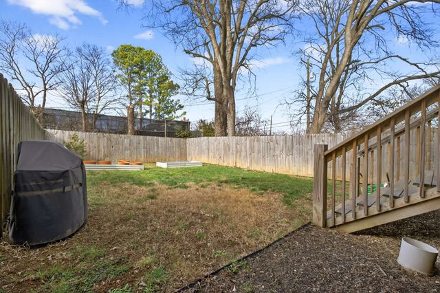 557B Stevenson St, Nashville, TN 37209