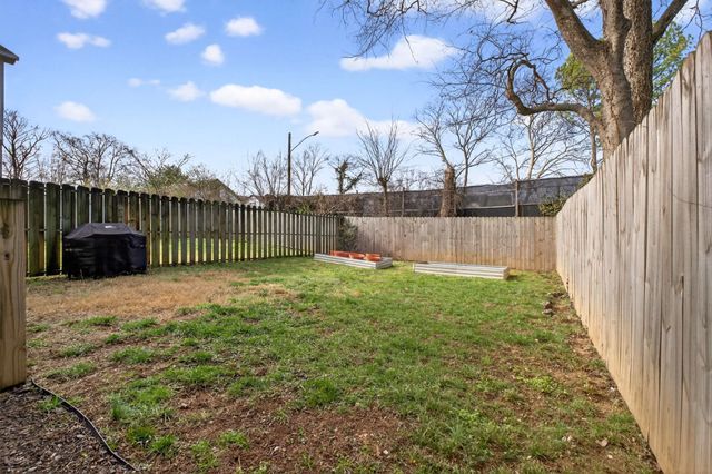 557B Stevenson St, Nashville, TN 37209