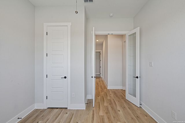 257 Lawrence Drive, Castroville, TX 78009