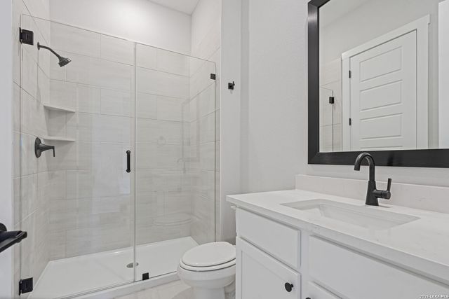 257 Lawrence Drive, Castroville, TX 78009