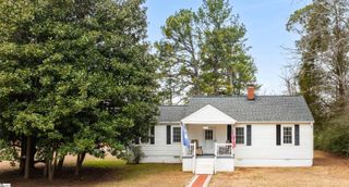 2358 W Croft Circle, Spartanburg, SC 29302