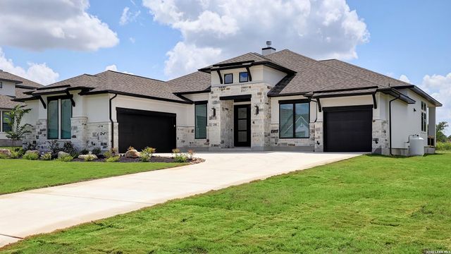 291 Bobs Cove, Castroville, TX 78009