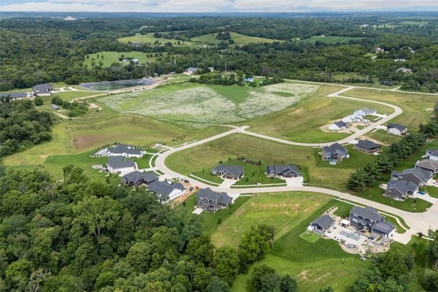 3534 Reed Road, Hiawatha, IA 52233