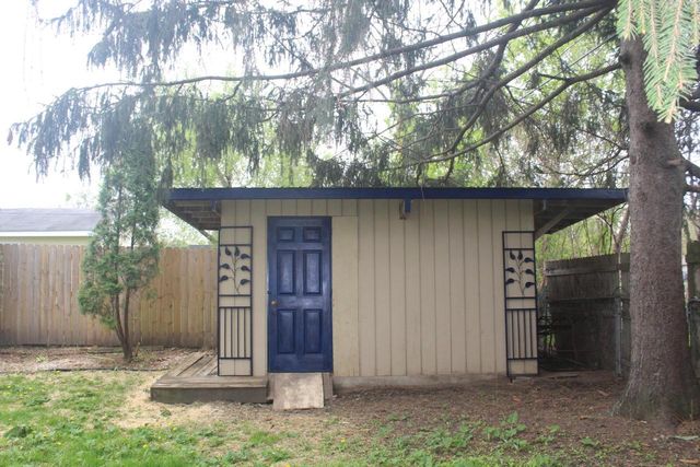 1001 Eisenhower Avenue, Janesville, WI 53545