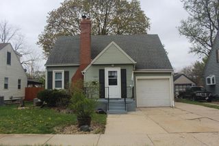1001 Eisenhower Avenue, Janesville, WI 53545