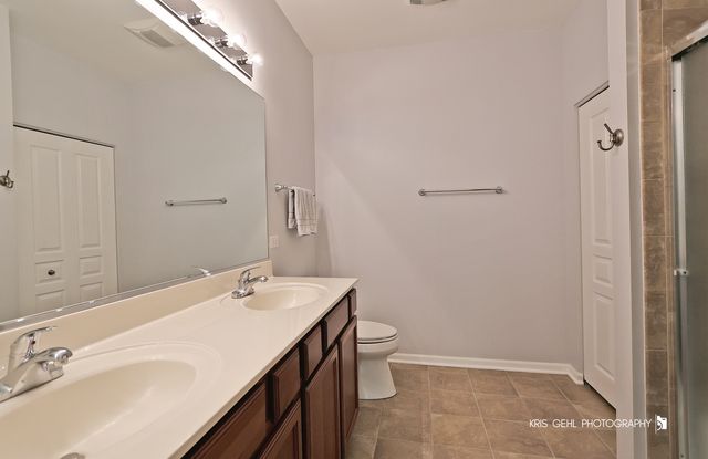 1114 Barkston Lane, Aurora, IL 60502