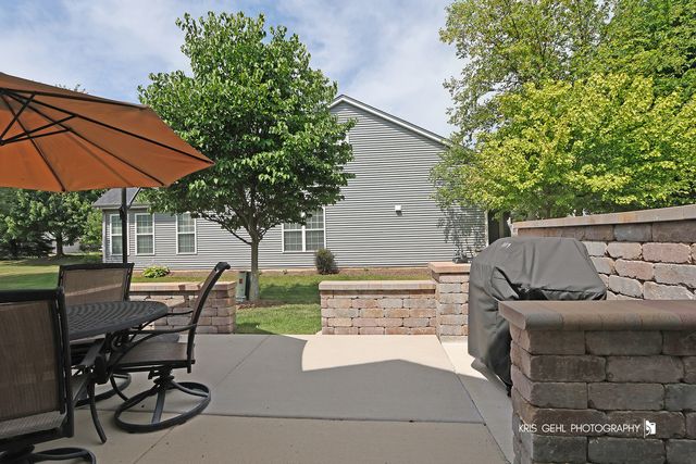 1114 Barkston Lane, Aurora, IL 60502