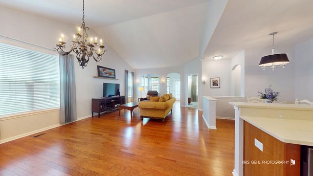 1114 Barkston Lane, Aurora, IL 60502