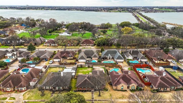 3610 Faulkner Drive, Rowlett, TX 75088