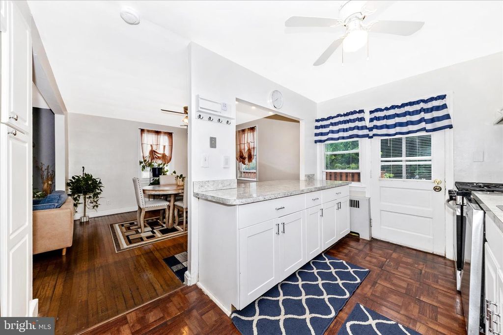Image 13 of property listing at 7027 PLYMOUTH RD, Pikesville, MD 21208
