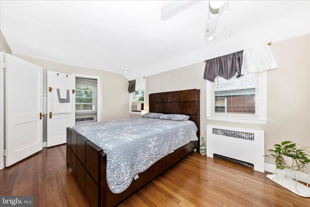 Image 20 of property listing at 7027 PLYMOUTH RD, Pikesville, MD 21208