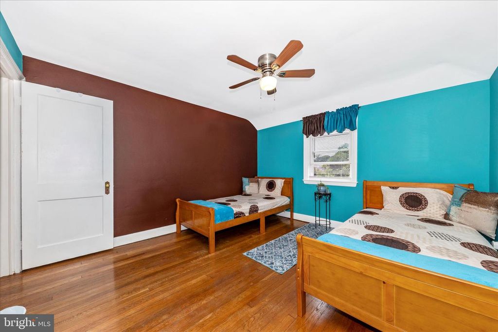 Image 25 of property listing at 7027 PLYMOUTH RD, Pikesville, MD 21208