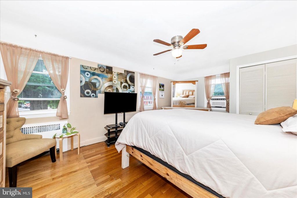 Image 26 of property listing at 7027 PLYMOUTH RD, Pikesville, MD 21208