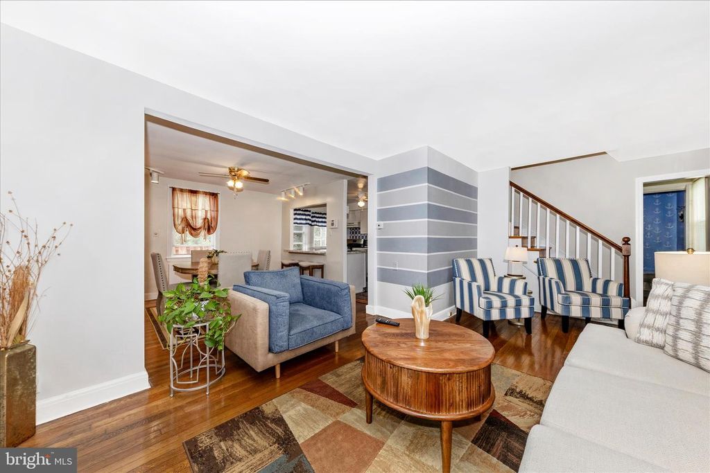 Image 9 of property listing at 7027 PLYMOUTH RD, Pikesville, MD 21208