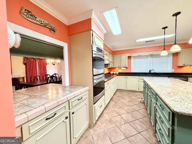 2166 Ga Highway 199, Mount Vernon, GA 30445