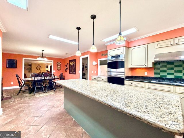 2166 Ga Highway 199, Mount Vernon, GA 30445