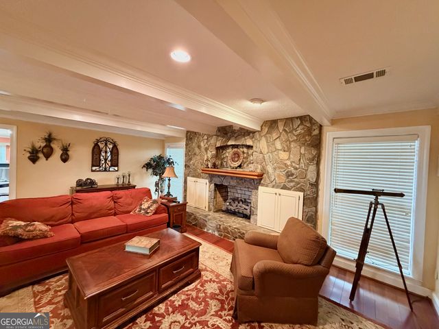 2166 Ga Highway 199, Mount Vernon, GA 30445