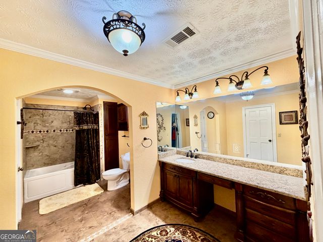 2166 Ga Highway 199, Mount Vernon, GA 30445