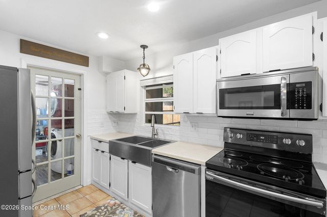 727 Clarke Avenue, Melbourne, FL 32935