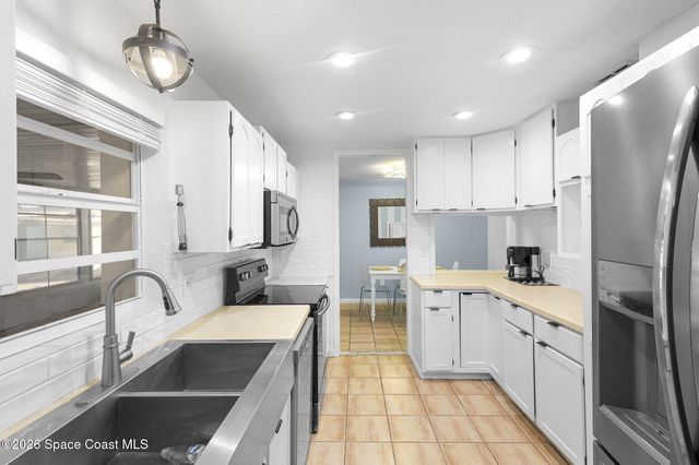 727 Clarke Avenue, Melbourne, FL 32935