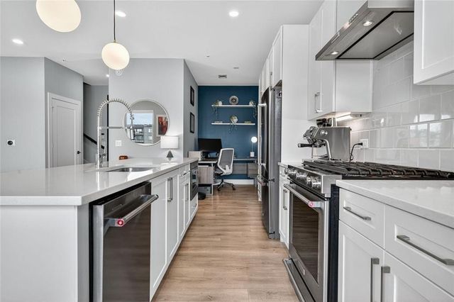 22 Airline Street PH 403, Atlanta, GA 30312