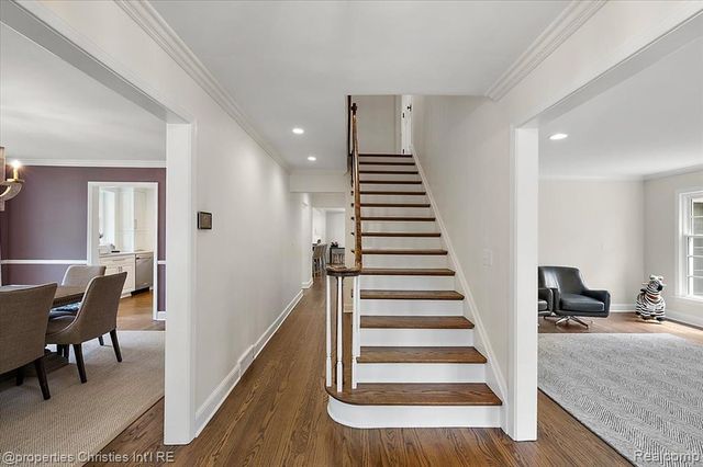 586 Fairfax Street, Birmingham, MI 48009